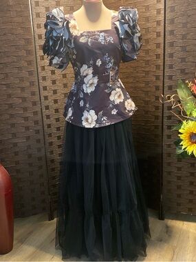 Filipiniana Floral print top with ruffled sleeves and belt Fits Medium to XL